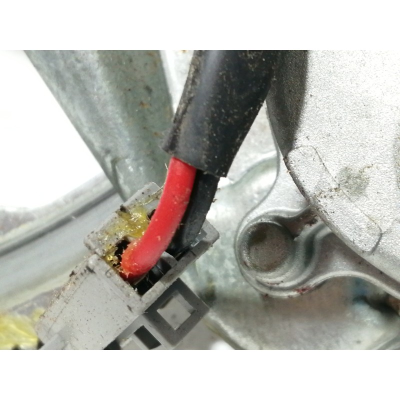 Recambio de elevalunas delantero izquierdo para volvo serie 940 berlina/familiar 2.3 classic berlina referencia OEM IAM 18615600