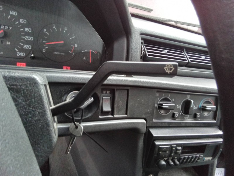 Recambio de mando limpia para volvo serie 940 berlina/familiar 2.3 classic berlina referencia OEM IAM 1363016  