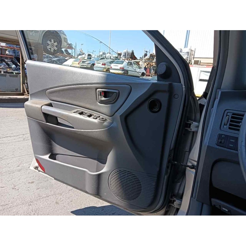 Recambio de guarnecido puerta delantera izquierda para hyundai tucson (jm) 2.0 crdi cat referencia OEM IAM   