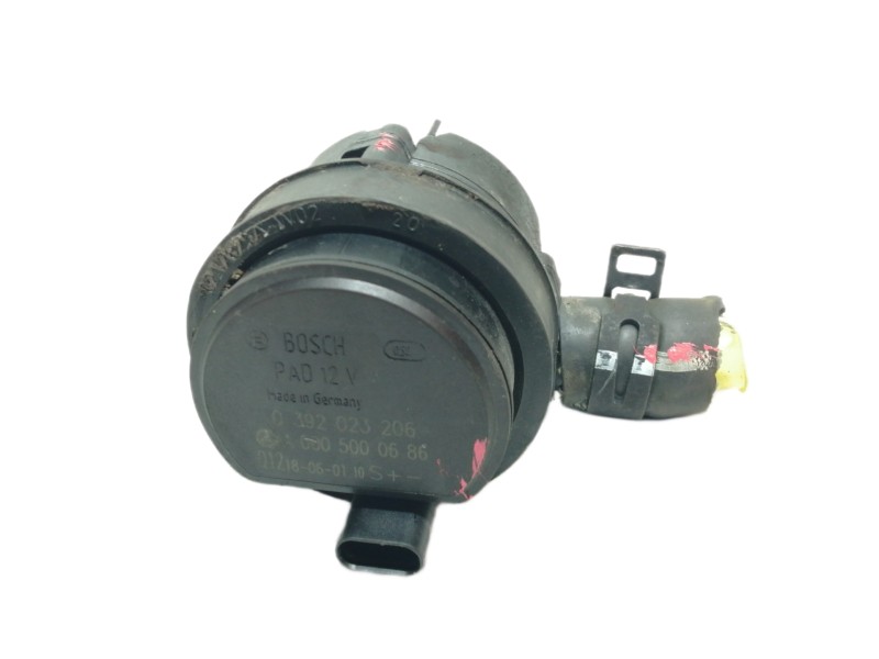 Recambio de bomba agua para mercedes-benz clase gla (w156) gla 180 (156.942) referencia OEM IAM A0005000686 0392023206 AUXILIAR 