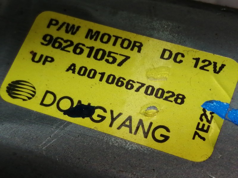 Recambio de elevalunas delantero derecho para chevrolet tacuma se referencia OEM IAM 96261057  