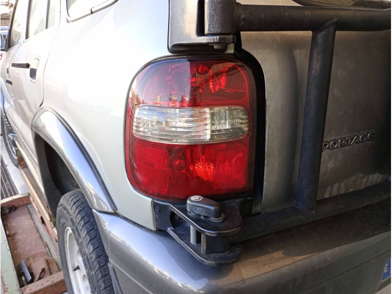 Recambio de piloto trasero izquierdo para kia sportage 2.0 turbodiesel cat referencia OEM IAM   