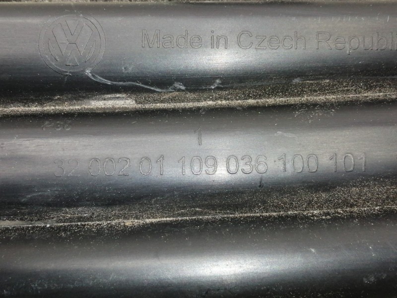 Recambio de rejilla paragolpes izquierda para volkswagen golf vii lim. (5g1) advance bluemotion referencia OEM IAM 5G0853665 320