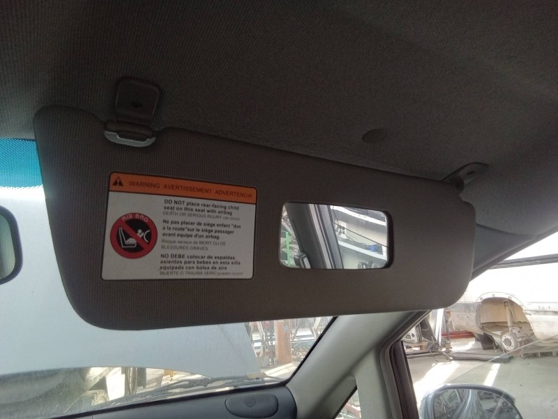 Recambio de parasol derecho para chevrolet tacuma se referencia OEM IAM   