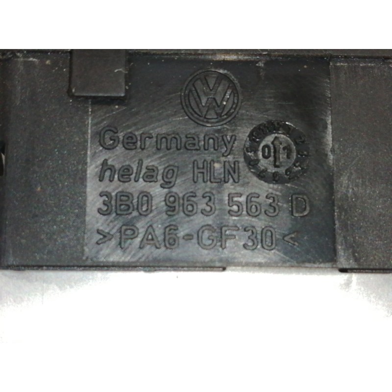 Recambio de interruptor para volkswagen passat berlina (3b3) 1.9 tdi referencia OEM IAM 3B0963563D  
