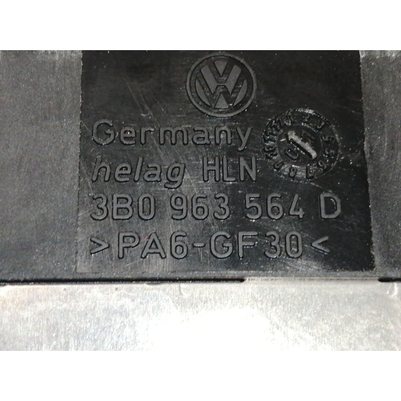 Recambio de interruptor para volkswagen passat berlina (3b3) 1.9 tdi referencia OEM IAM 3B0963564D  