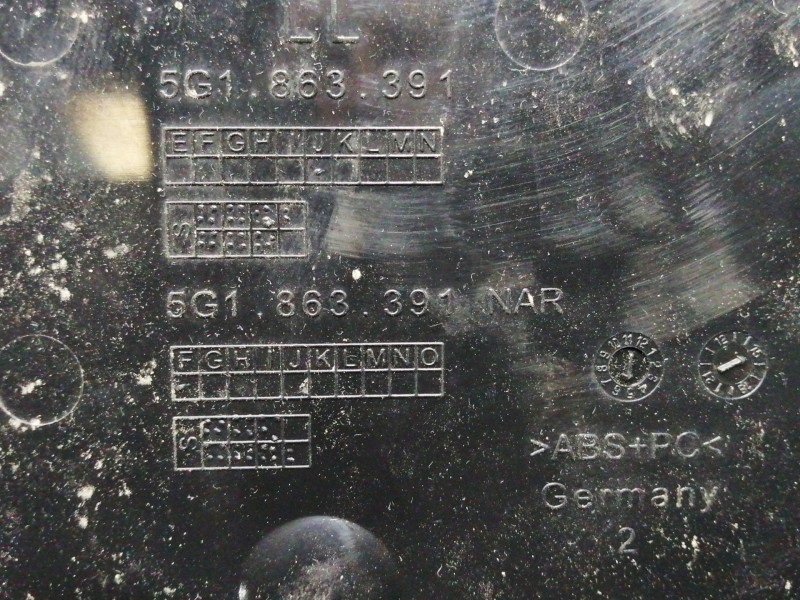 Recambio de guantera para volkswagen golf vii lim. (5g1) advance bluemotion referencia OEM IAM 5G1863391  