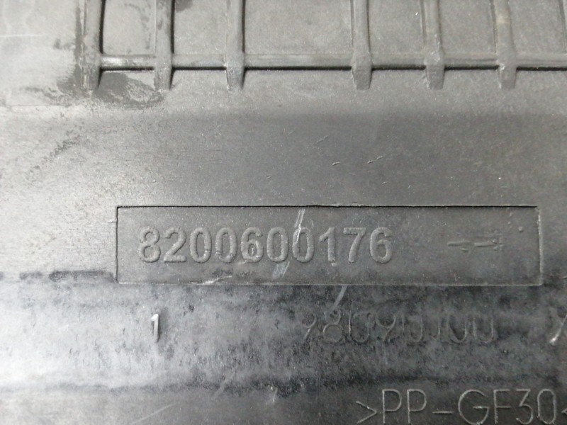 Recambio de filtro aire para dacia logan ambiance referencia OEM IAM 8200600176  