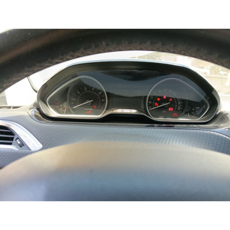 Recambio de cuadro instrumentos para peugeot 208 i (ca_, cc_) 1.2 thp 110 referencia OEM IAM 1638944680  