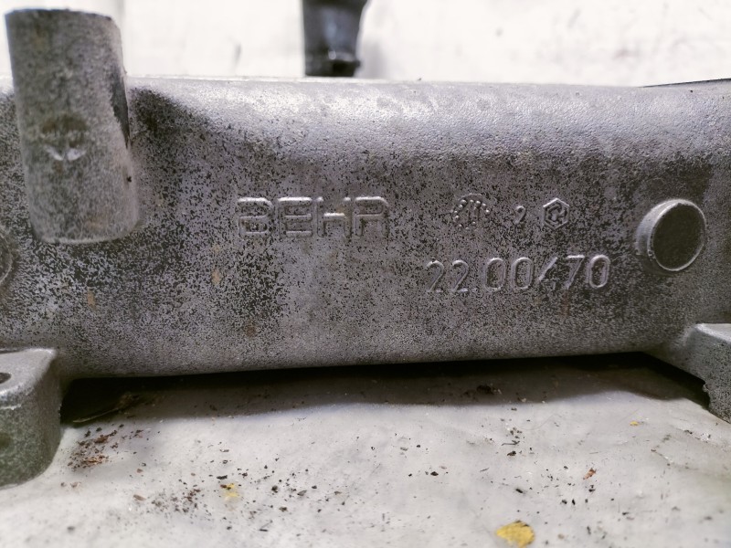 Recambio de intercooler para nissan atleon 120 referencia OEM IAM 2200470 240200322 