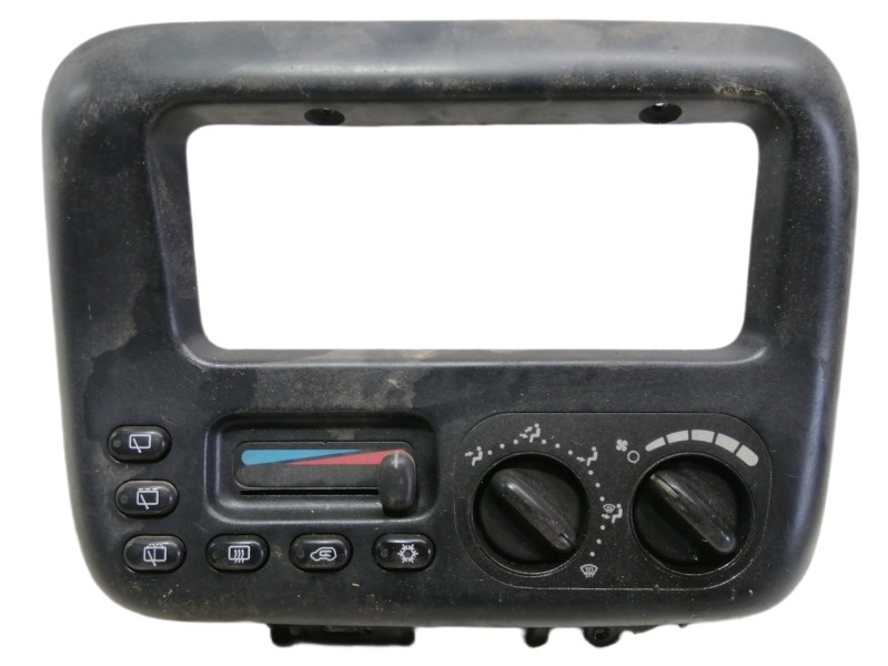 Recambio de mando calefaccion / aire acondicionado para chrysler voyager (gs) 2.5 td se referencia OEM IAM P4677335K  