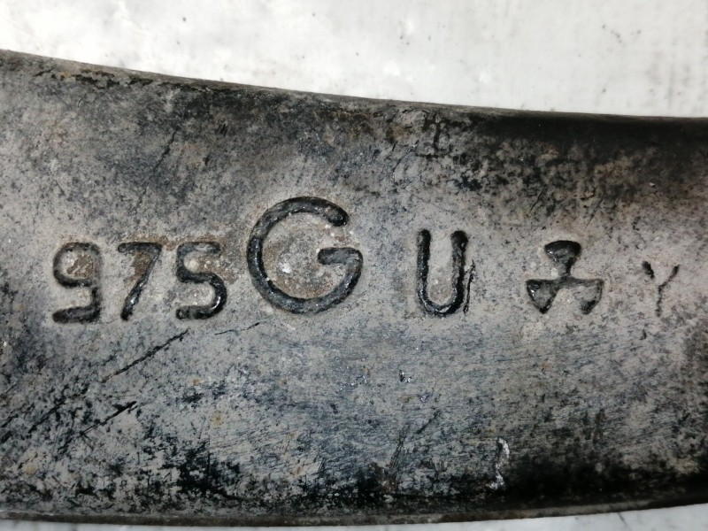 Recambio de brazo suspension inferior delantero izquierdo para citroën c4 berlina exclusive referencia OEM IAM 975GU  