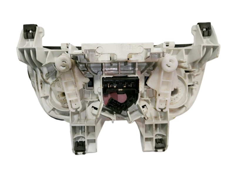 Recambio de mando calefaccion / aire acondicionado para fiat fiorino básico furgón referencia OEM IAM 735462118  