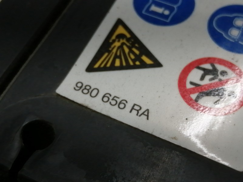 Recambio de bateria para kia sportage business 2wd referencia OEM IAM 68AH20HR 480A EN / 110RC / 12V DE GEL HYBRID STAR STOP / C