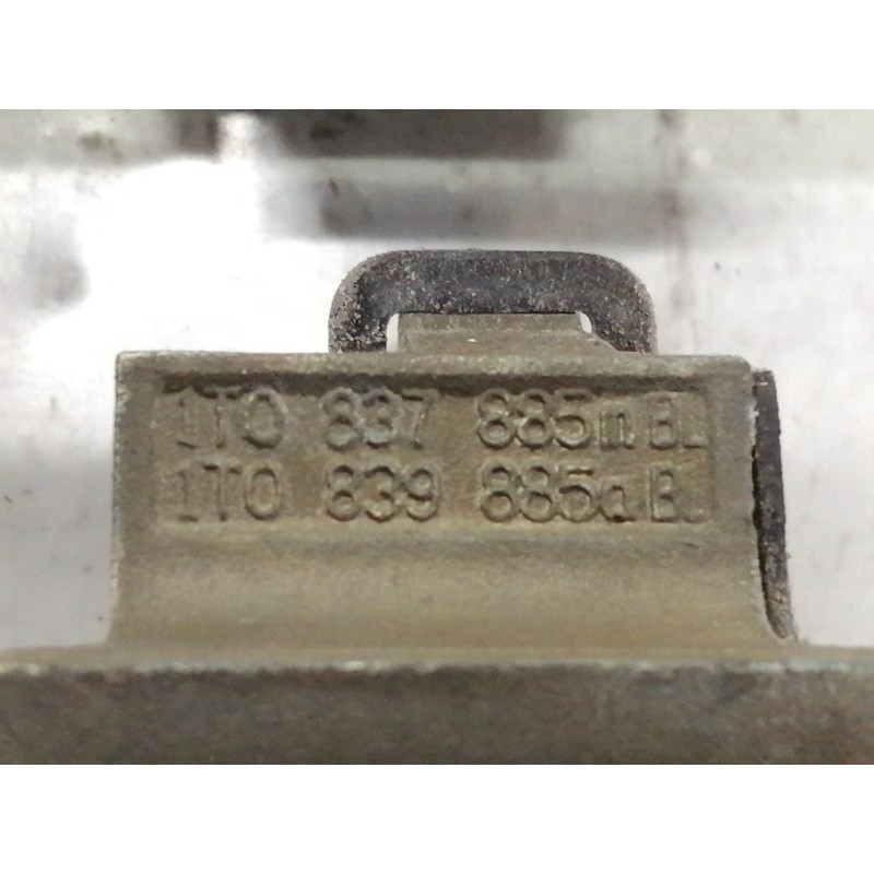 Recambio de soporte para volkswagen touran (1t1) trendline referencia OEM IAM 1T0837885 1T0839885 