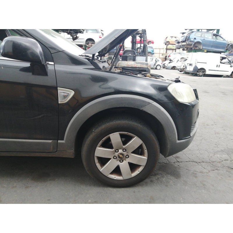 Recambio de aleta delantera derecha para chevrolet captiva 2.0 vcdi lt referencia OEM IAM   