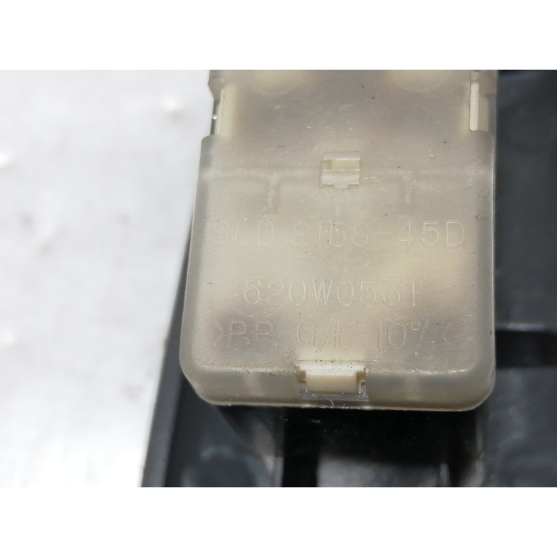 Recambio de mando elevalunas delantero derecho para daewoo lanos cool referencia OEM IAM 612W10040 620W0531 