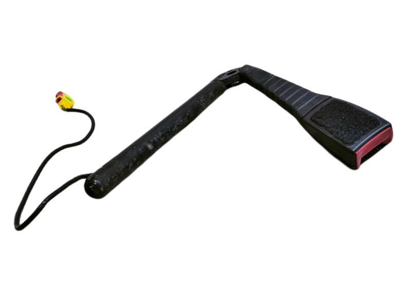 Recambio de enganche cinturon delantero izquierdo para opel vectra c caravan elegance referencia OEM IAM 13127943F  