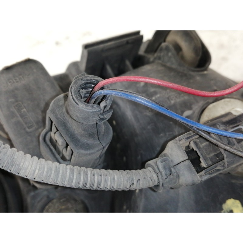 Recambio de faro izquierdo para hyundai getz (tb) 1.1 básico referencia OEM IAM 921011CXXX  