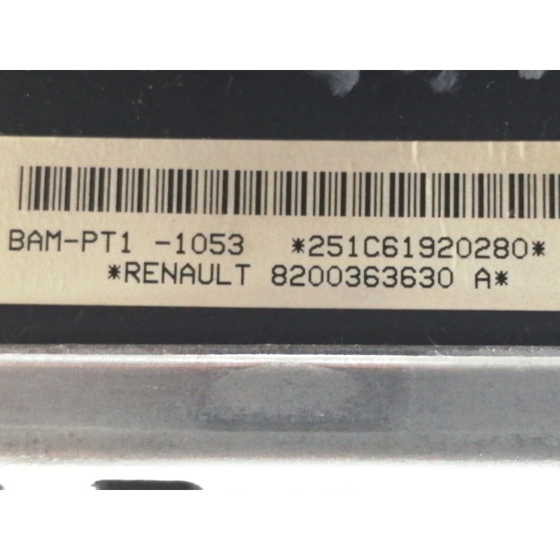 Recambio de airbag delantero izquierdo para renault clio iii confort dynamique referencia OEM IAM 8200363630A BAMPT11053 251C619