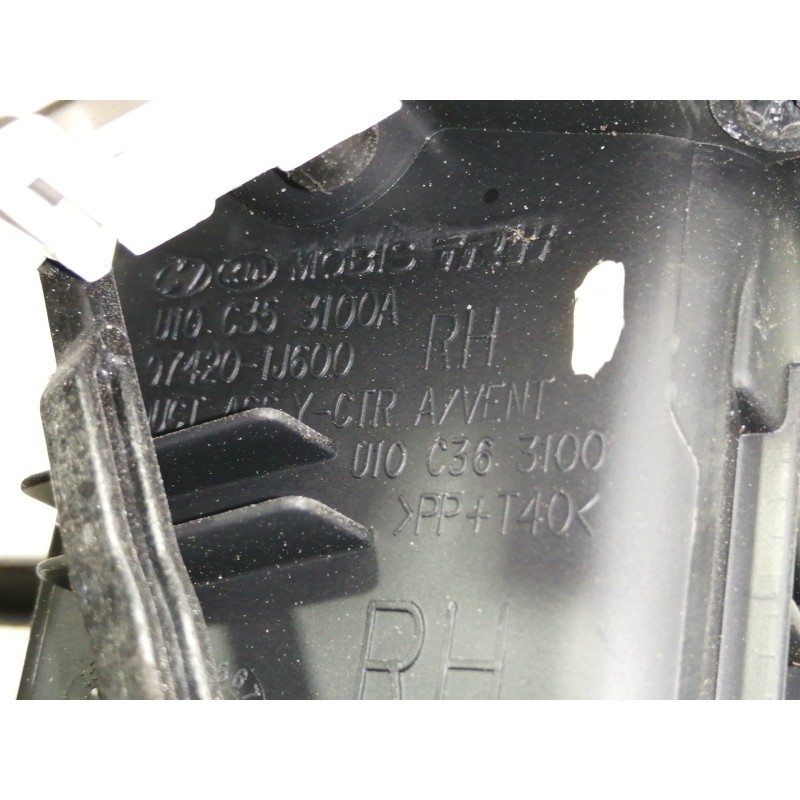 Recambio de rejilla aireadora para hyundai i20 style referencia OEM IAM 974201J600 974101J600 