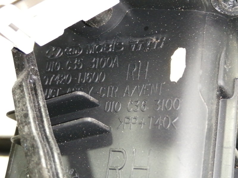 Recambio de rejilla aireadora para hyundai i20 style referencia OEM IAM 974201J600 974101J600 