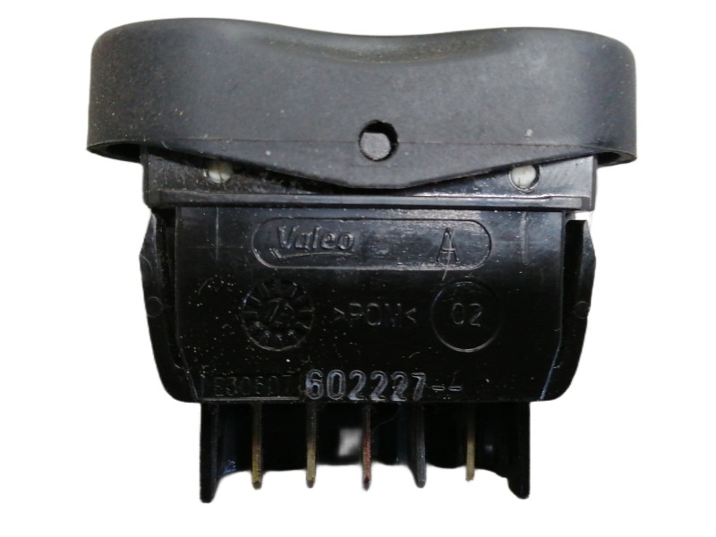 Recambio de mando elevalunas delantero derecho para dacia duster sl audacia 4x2 referencia OEM IAM 602227  