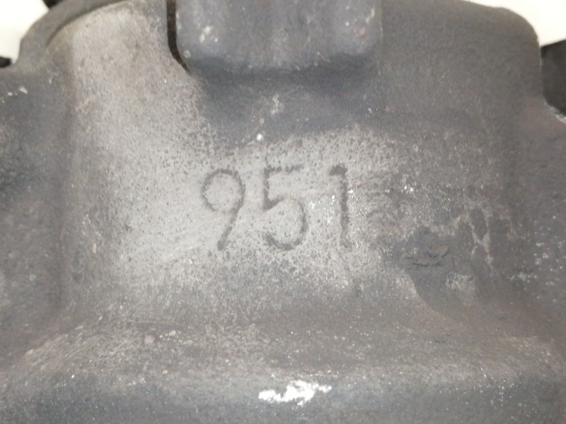 Recambio de pinza freno delantera derecha para dacia duster sl audacia 4x2 referencia OEM IAM ATE368 ATE951 