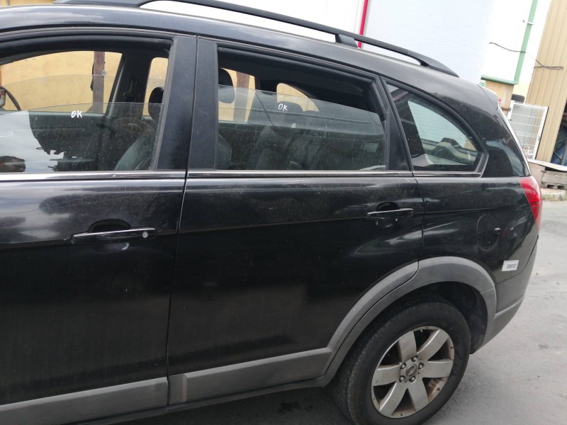 Recambio de puerta trasera izquierda para chevrolet captiva 2.0 vcdi lt referencia OEM IAM   