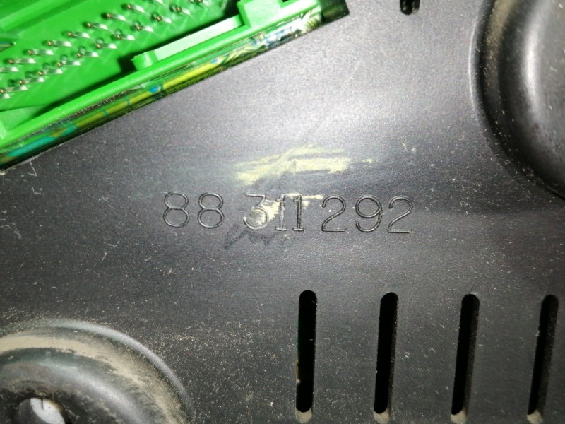 Recambio de cuadro instrumentos para seat leon (1m1) signo referencia OEM IAM 88311292  