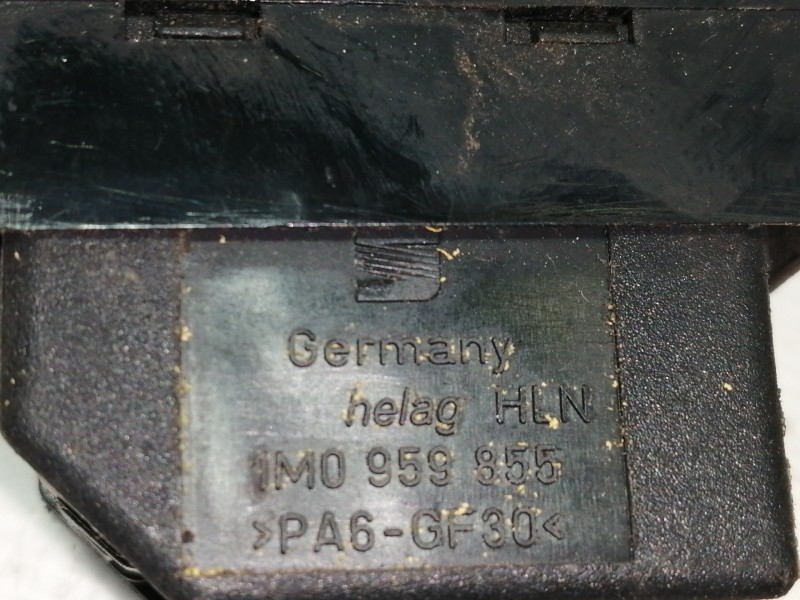 Recambio de mando elevalunas trasero izquierdo para seat leon (1m1) signo referencia OEM IAM 1M0959855  