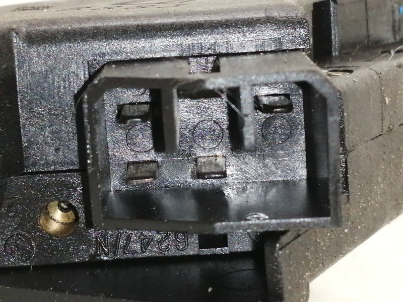 Recambio de mando luces para iveco camion 60e12 lm3c6012 referencia OEM IAM B883  