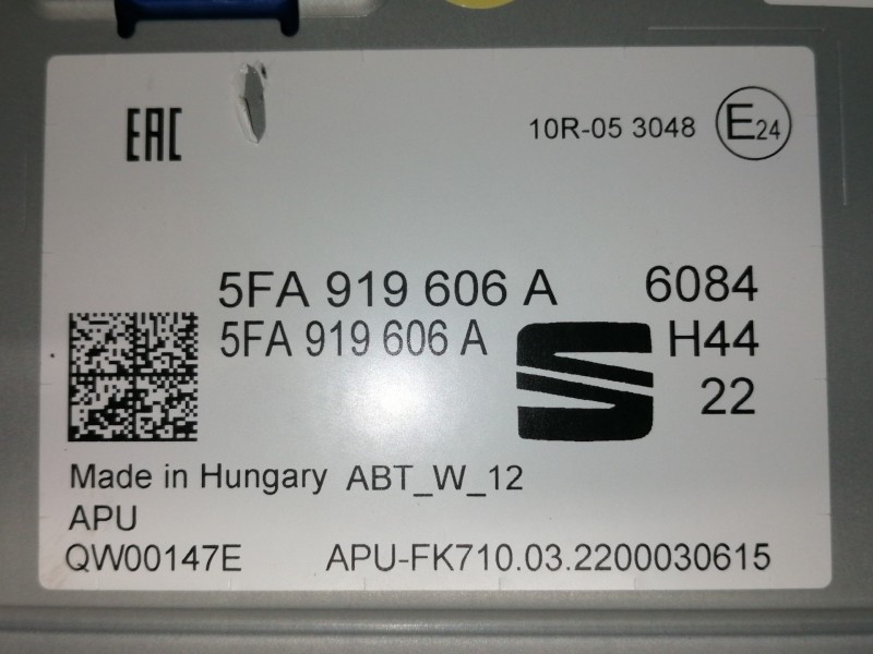 Recambio de pantalla multifuncion para cupra ateca 2.0tsi 4drive referencia OEM IAM 5FA919606A NAVEGACION GPS 6084H4422 CUPRA FO