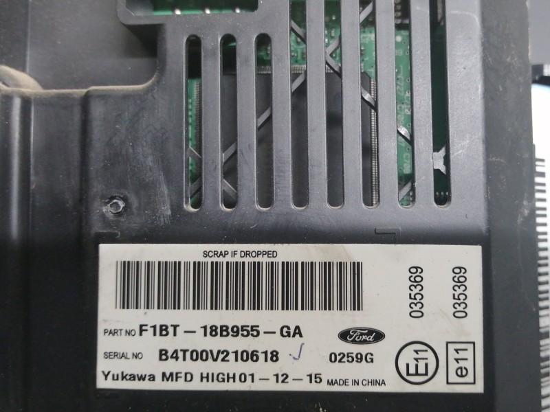 Recambio de pantalla multifuncion para ford kuga (cbs) trend referencia OEM IAM F1BT18B955GA  