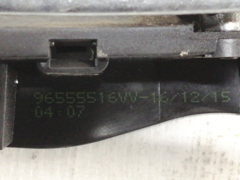 Recambio de maneta interior trasera derecha para peugeot 208 active referencia OEM IAM 96555516VV 303965 