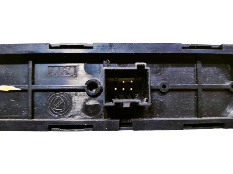 Recambio de warning para fiat nuova 500 (150) pop referencia OEM IAM 735451108 E30496 C977 5 PINS