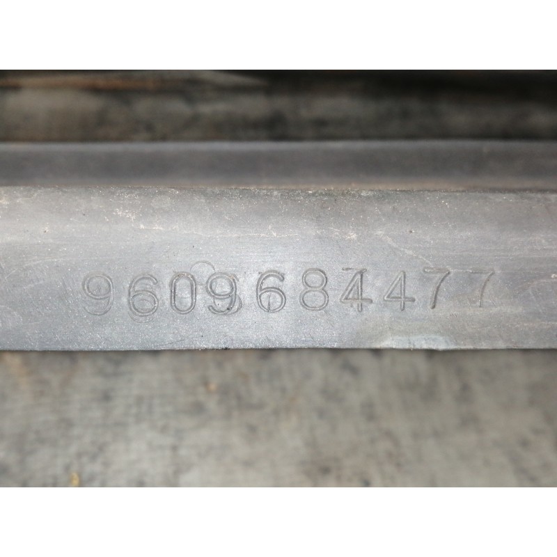 Recambio de rejilla delantera para citroën ax 14 trs referencia OEM IAM 9609684477  