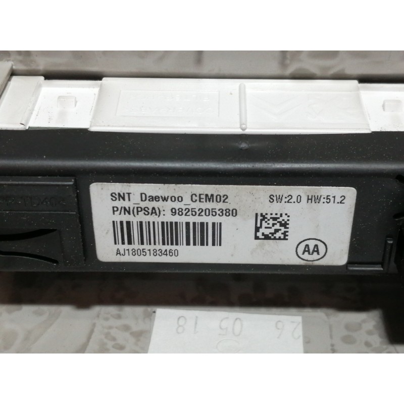 Recambio de luz interior para citroën c3 feel referencia OEM IAM 9811856677 9812879177 9825205380