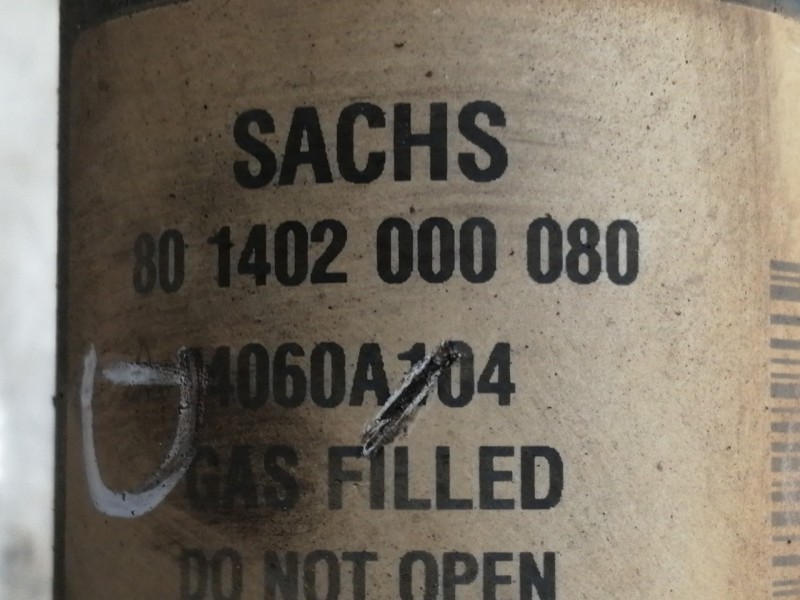 Recambio de amortiguador delantero derecho para mitsubishi colt berlina 5 (z30a) 1.3 atlantis referencia OEM IAM 824902000482 40