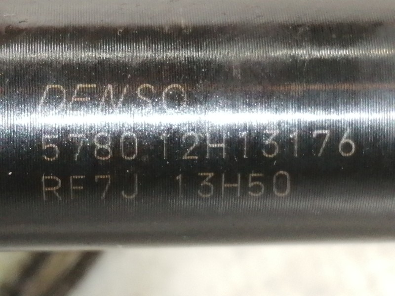 Recambio de inyector para mazda 5 berl. (cr) 2.0 active+ referencia OEM IAM RF7J13H50 578012H13176 