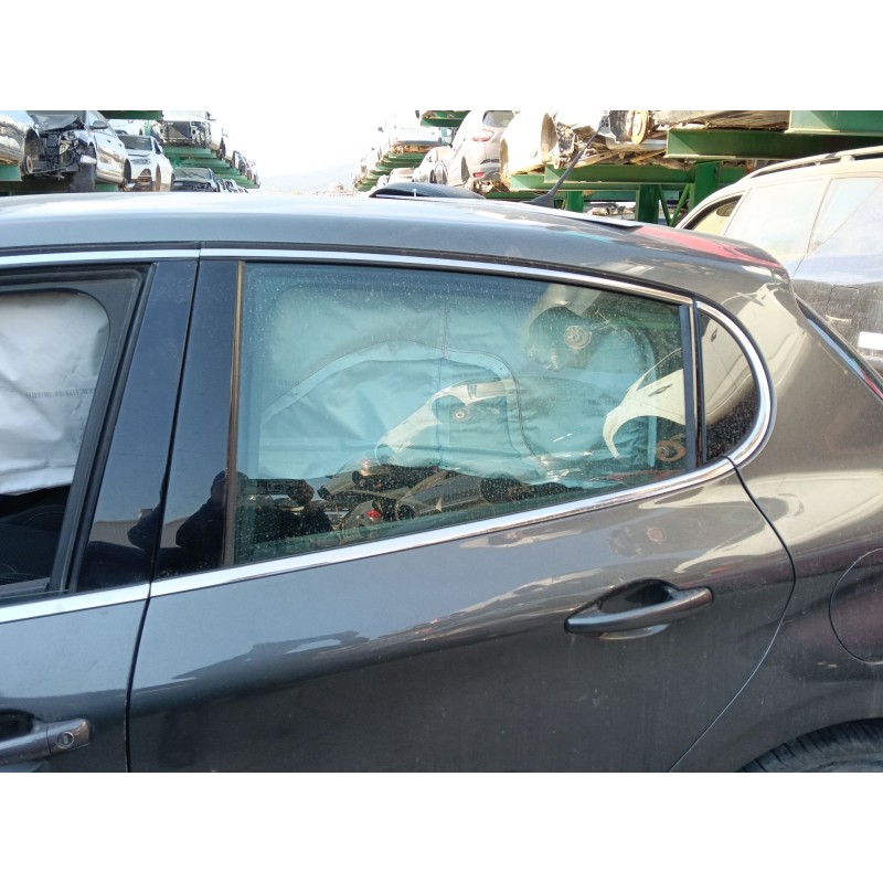 Recambio de elevalunas trasero izquierdo para peugeot 208 i (ca_, cc_) 1.2 thp 110 referencia OEM IAM 9816402380  