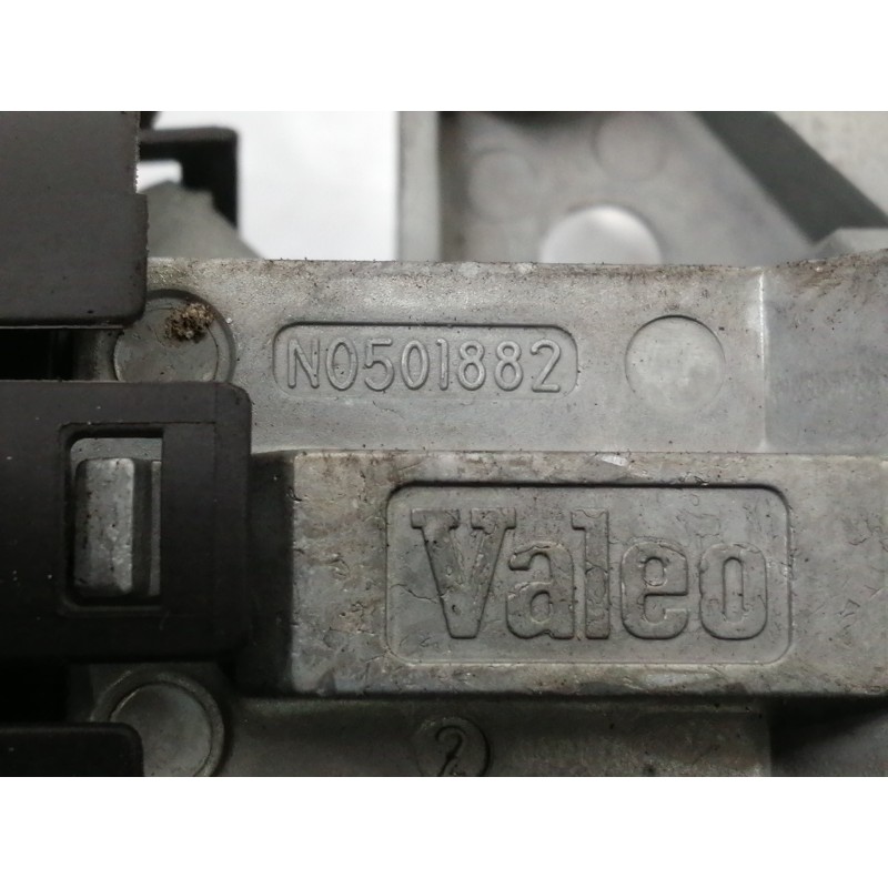 Recambio de conmutador de arranque para opel astra gtc 1.9 cdti referencia OEM IAM N0501882 2421430 N0501881