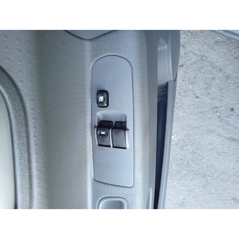 Recambio de mando elevalunas delantero izquierdo para mitsubishi colt berlina 5 (z30a) 1.3 atlantis referencia OEM IAM 8608A076 