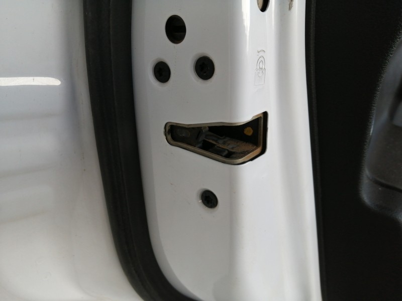 Recambio de puerta trasera izquierda para ford kuga (cbs) trend referencia OEM IAM COMPLETA  TOCADA