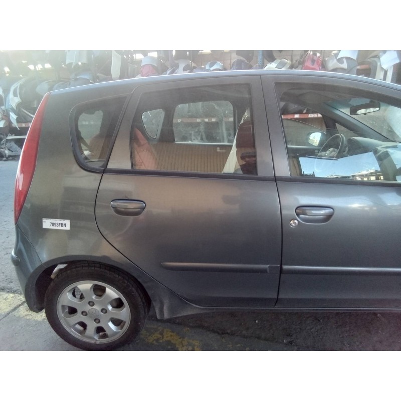 Recambio de puerta trasera derecha para mitsubishi colt berlina 5 (z30a) 1.3 atlantis referencia OEM IAM COMPLETA  