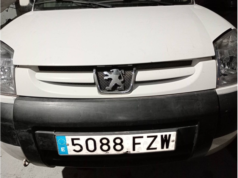 Recambio de rejilla delantera para peugeot partner (s2) combiespace referencia OEM IAM   