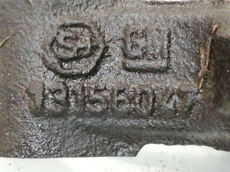 Recambio de mangueta delantera izquierda para opel astra gtc 1.9 cdti referencia OEM IAM 13156047  