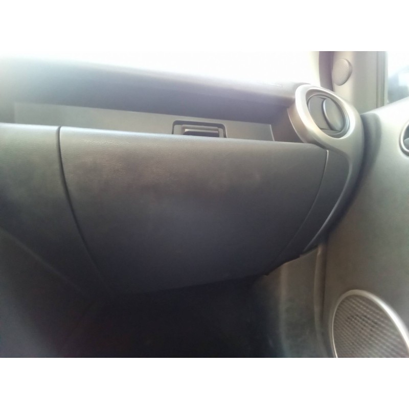 Recambio de guantera para mazda 2 lim. (de) 1.3 style (5-ptas.) referencia OEM IAM DF7164161 K4366 