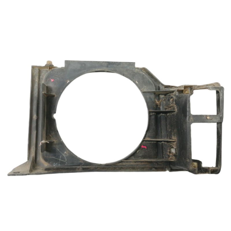 Recambio de rejilla paragolpes izquierda para mitsubishi montero (l040) 2500 td (2-ptas.) referencia OEM IAM   REJILLA FARO IZQU