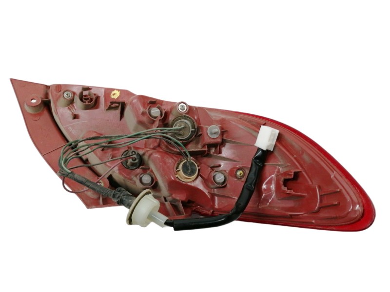 Recambio de piloto trasero derecho para mazda 2 lim. (de) 1.3 style (5-ptas.) referencia OEM IAM D65151150 K2442 